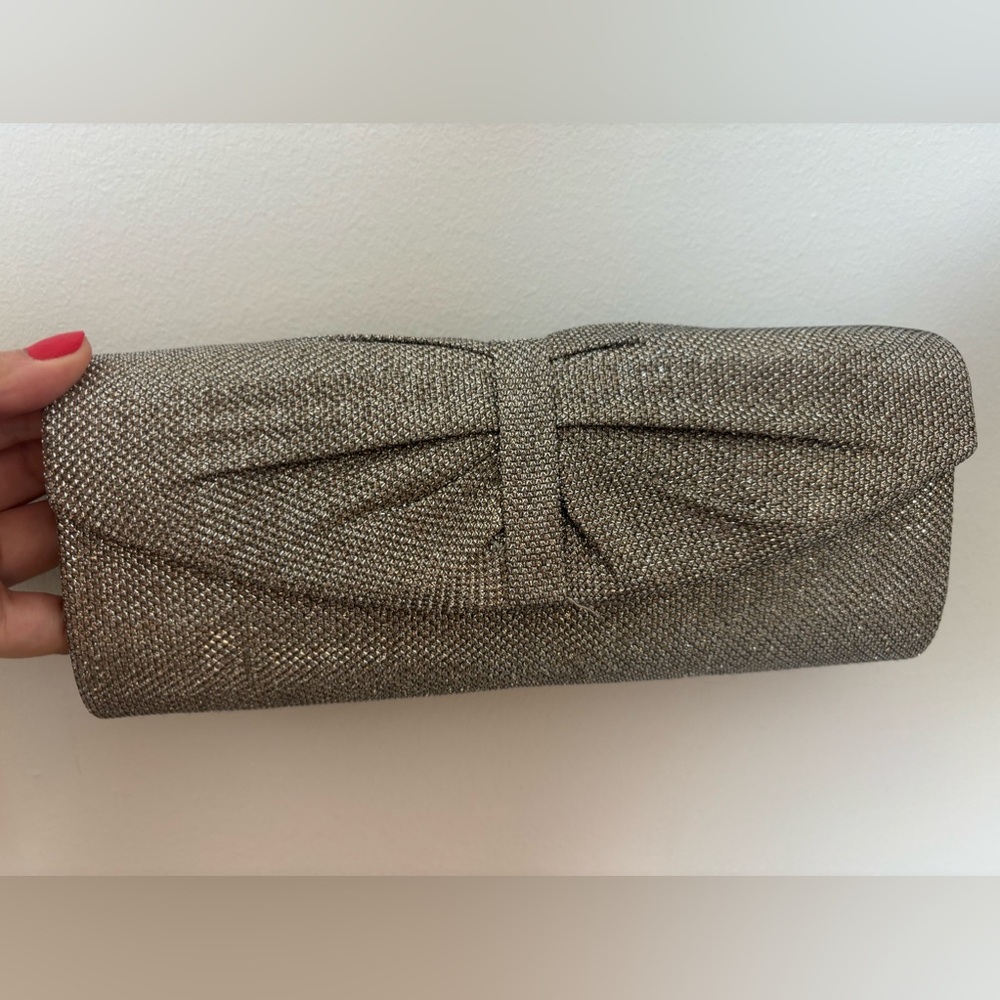 Champagne Clutch